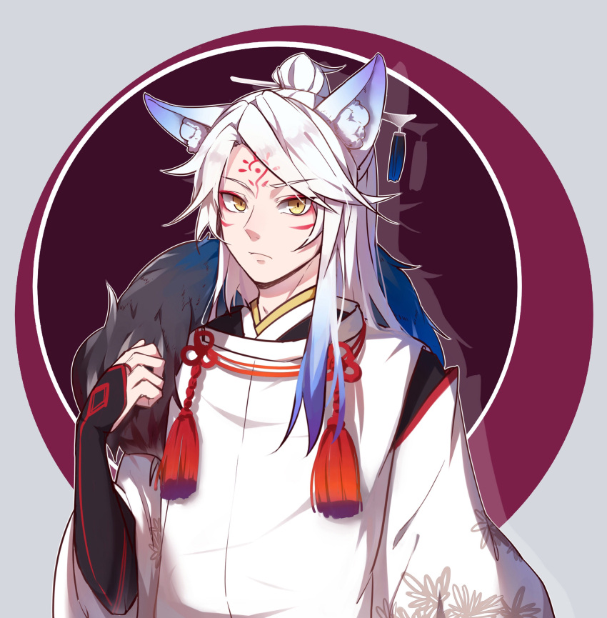 1boy absurdres animal_ears blue_hair facial_mark forehead_mark fox_ears fur_trim hair_bun hair_ornament hair_stick highres japanese_clothes kitsune long_hair male_focus multicolored_hair onmyoji solo two-tone_hair upper_body white_hair yellow_eyes youko_(onmyoji) yun_(ljw893053278)