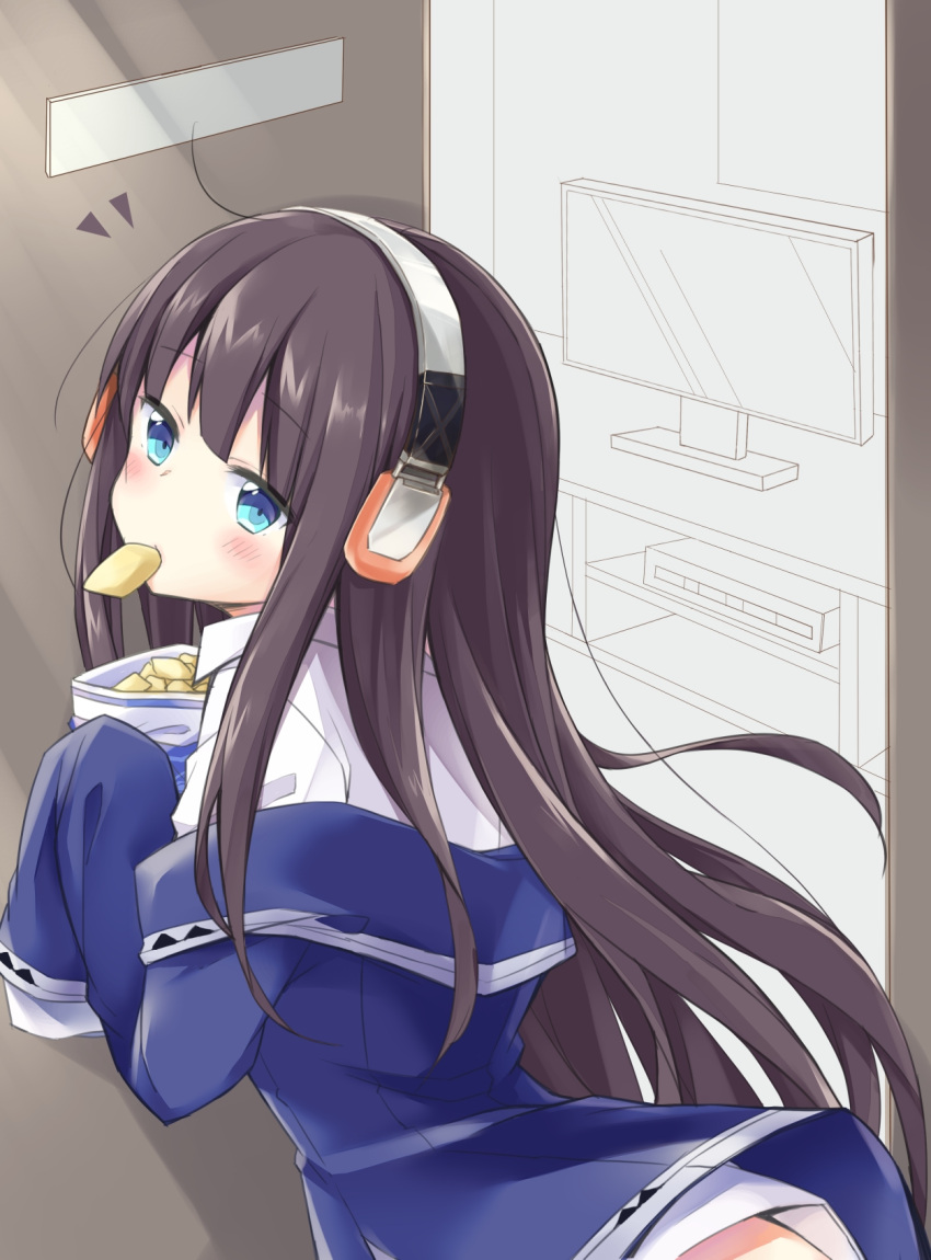 1girl azur_lane bag_of_chips bangs blue_eyes blue_jacket blush brown_hair chips collared_shirt commentary_request eyebrows_visible_through_hair flat_screen_tv food food_in_mouth head_tilt headphones highres holding_bag jacket long_hair long_island_(azur_lane) looking_at_viewer looking_back mouth_hold off_shoulder shirt solo television very_long_hair white_shirt yukimi_ai_risu