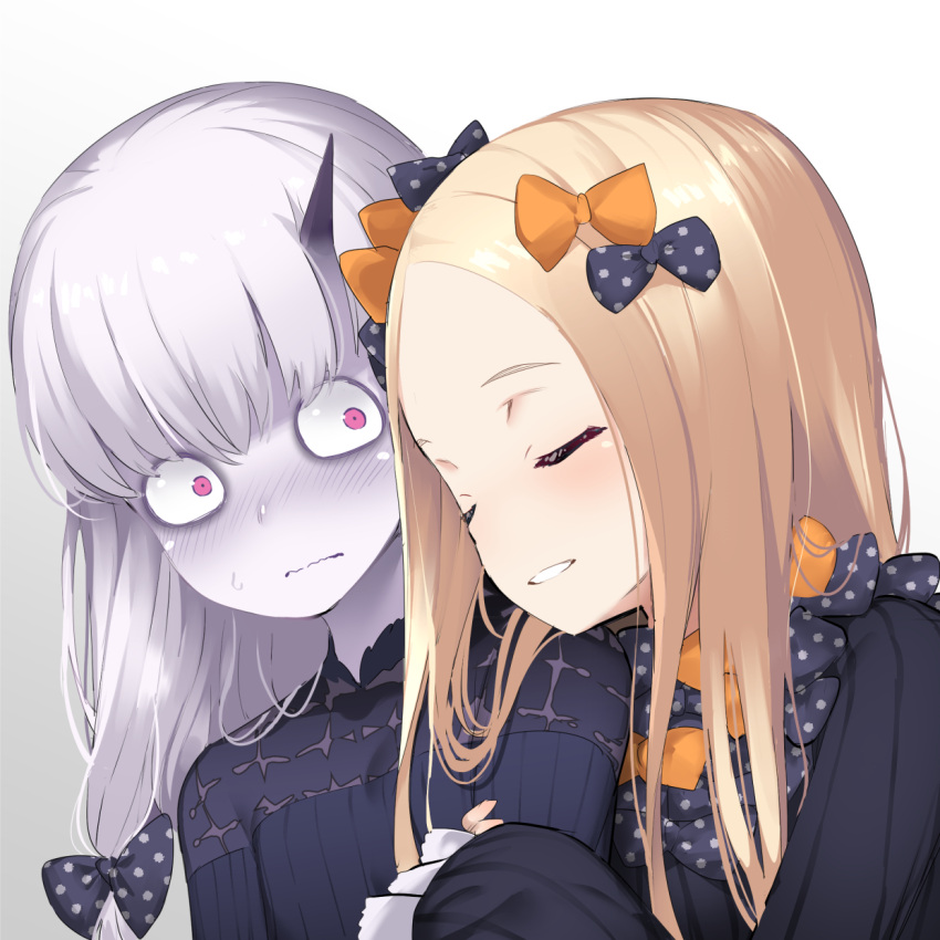 2girls abigail_williams_(fate/grand_order) arm_hug bags_under_eyes bangs batsu black_bow black_dress blonde_hair blush bow closed_eyes closed_mouth commentary_request dress fate/grand_order fate_(series) forehead gradient gradient_background grey_background hair_bow highres horn lavinia_whateley_(fate/grand_order) long_hair long_sleeves looking_at_another multiple_girls no_hat no_headwear nose_blush orange_bow pale_skin parted_bangs parted_lips pink_eyes polka_dot polka_dot_bow silver_hair sleeves_past_fingers sleeves_past_wrists smile sweat wavy_mouth white_background wide-eyed