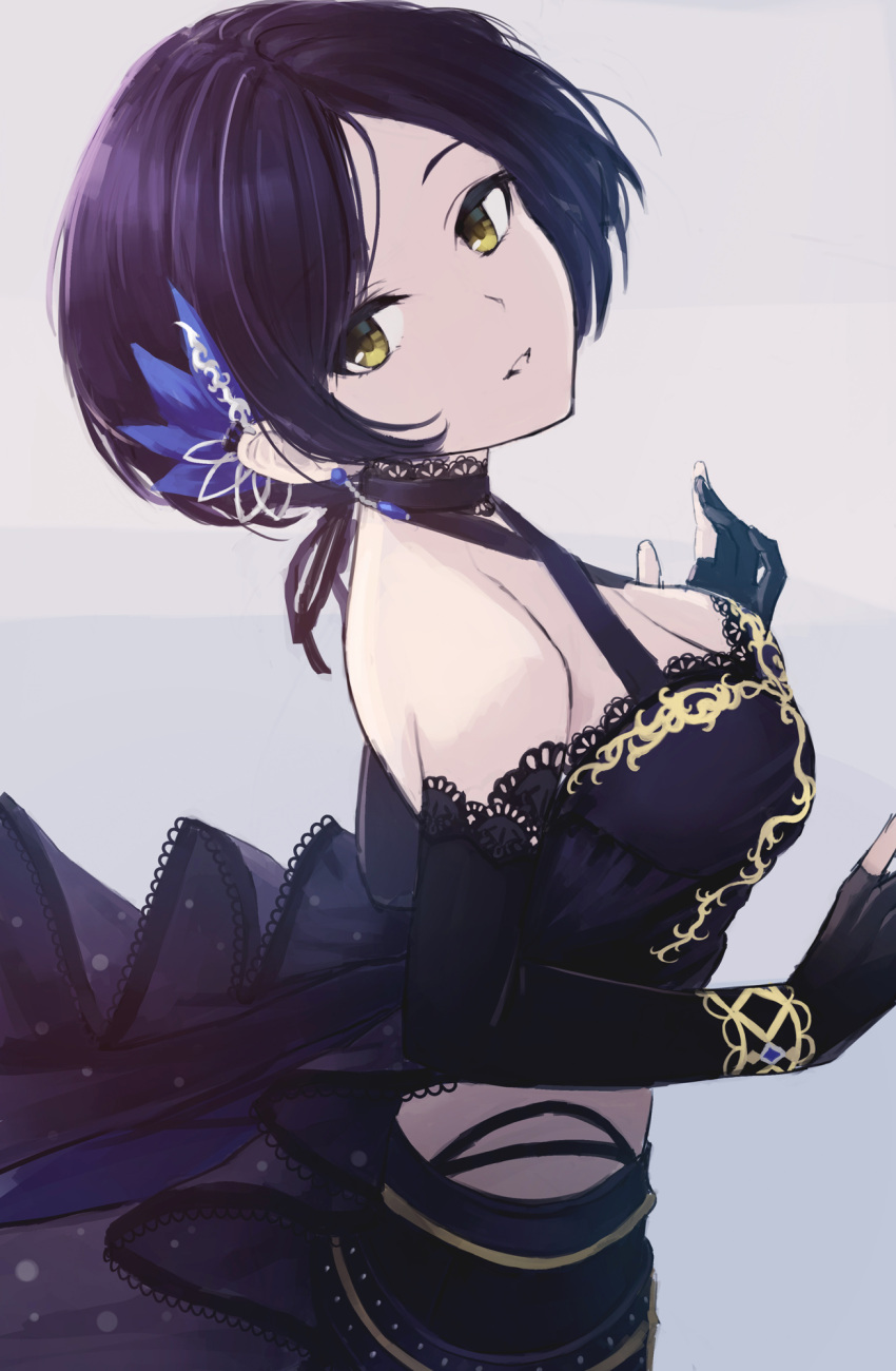 1girl black_gloves black_hair black_pants breasts cleavage earrings fingerless_gloves gloves grey_background hair_ornament hayami_kanade head_tilt highres idolmaster idolmaster_cinderella_girls idolmaster_cinderella_girls_starlight_stage jewelry long_hair looking_at_viewer looking_back medium_breasts pants parted_lips ryokucha_manma short_hair simple_background smile solo standing yellow_eyes