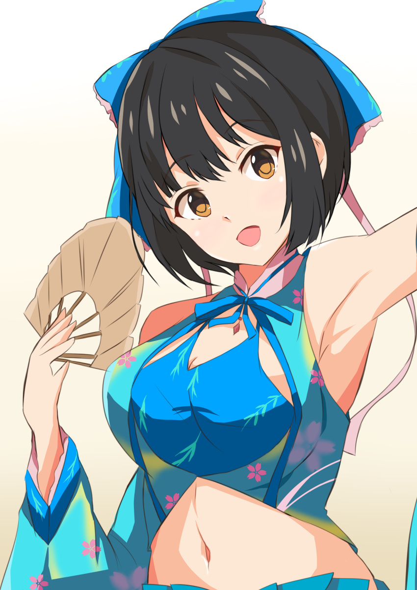 1girl :d absurdres arm_up armpits bangs black_hair blue_ribbon blush bow breasts brown_eyes cleavage detached_sleeves eyebrows_visible_through_hair fan floral_print hair_bow highres holding holding_fan idolmaster idolmaster_cinderella_girls long_sleeves looking_at_viewer medium_breasts navel nemo_1988 open_mouth ribbon short_hair simple_background sleeveless smile solo takafuji_kako tareme upper_body yellow_background