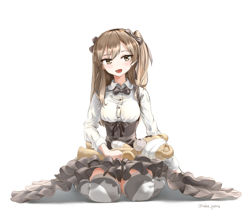 1girl bandage bangs black_legwear black_neckwear black_ribbon black_skirt boko_(girls_und_panzer) bow bowtie brown_eyes casual collared_shirt eyebrows_visible_through_hair full_body girls_und_panzer hair_ribbon high-waist_skirt highres holding holding_stuffed_animal layered_skirt light_brown_hair long_hair long_sleeves looking_at_viewer medium_skirt open_mouth pemu_(udon-oishi1993) ribbon shimada_arisu shirt side_ponytail simple_background sitting skirt smile solo striped striped_legwear stuffed_animal stuffed_toy suspender_skirt suspenders teddy_bear thigh-highs twitter_username wariza white_background white_shirt