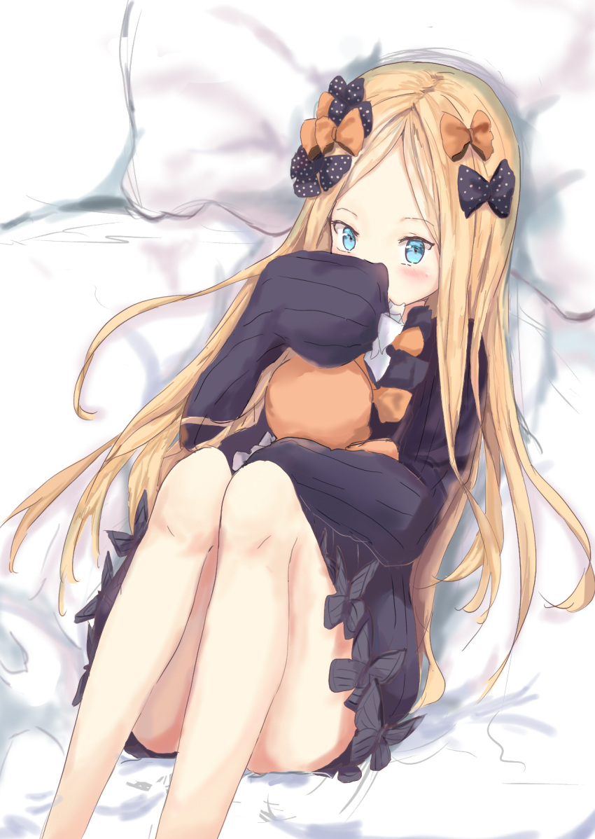 1girl abigail_williams_(fate/grand_order) bangs bed_sheet black_bow black_dress blonde_hair blue_eyes blush bow butterfly commentary_request covered_mouth dress eyebrows_visible_through_hair fate/grand_order fate_(series) hair_bow highres long_hair long_sleeves looking_at_viewer lying mudiv no_hat no_headwear object_hug on_back orange_bow parted_bangs pillow polka_dot polka_dot_bow sleeves_past_fingers sleeves_past_wrists solo stuffed_animal stuffed_toy teddy_bear very_long_hair
