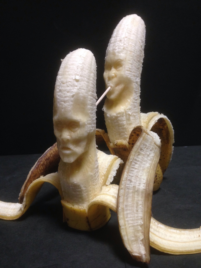 2boys absurdres banana black_background food fruit highres male_focus multiple_boys original photo sculpture suu_(banana) tagme