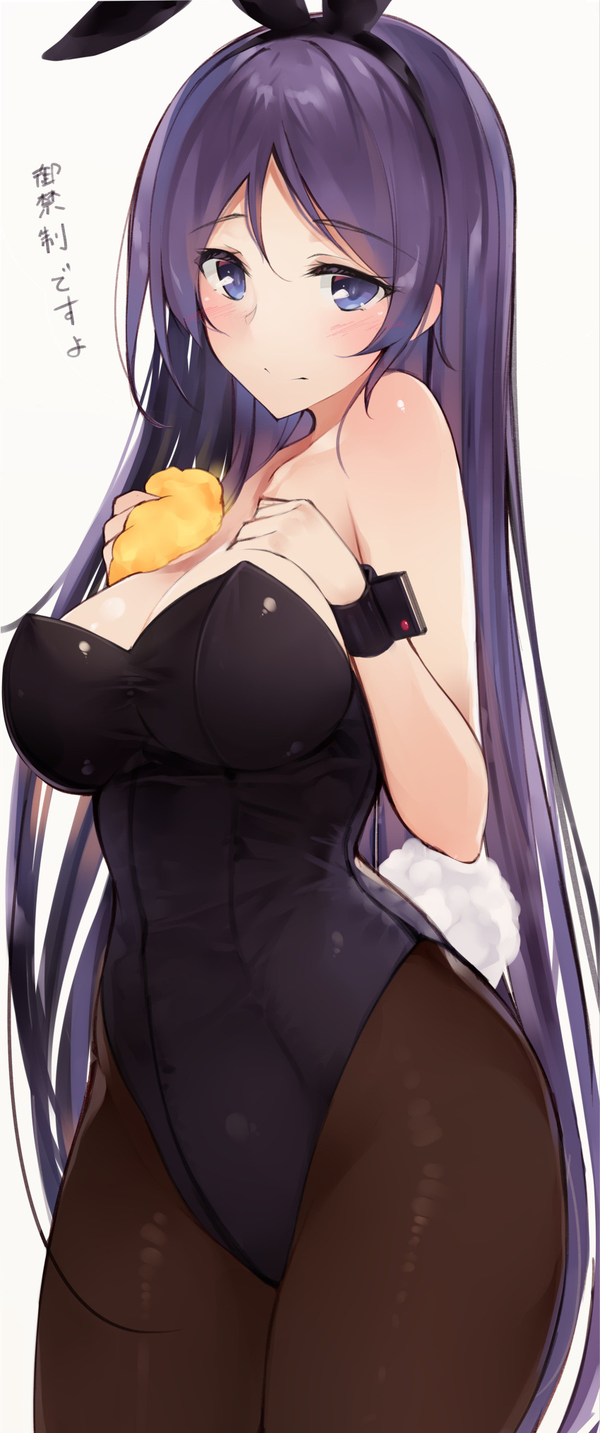 1girl absurdres animal_ears bare_shoulders black_leotard blue_eyes blush bow breasts brown_legwear bunny_girl bunny_tail bunnysuit cleavage closed_mouth commentary_request cowboy_shot deep_skin eyebrows_visible_through_hair fake_animal_ears fake_tail fate/grand_order fate_(series) hand_on_own_chest highleg highleg_leotard highres holding large_breasts legs_together leotard long_hair looking_at_viewer minamoto_no_raikou_(fate/grand_order) netarou pantyhose purple_hair rabbit_ears simple_background smile solo sponge standing straight_hair strapless strapless_leotard tail translation_request very_long_hair violet_eyes white_background wrist_cuffs