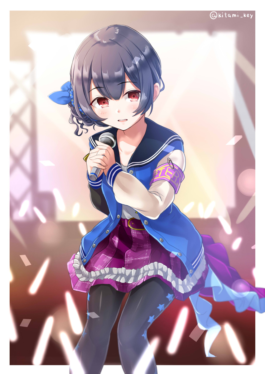 1girl absurdres armband belt_buckle black_pants blue_bow blue_hair blue_jacket blue_scrunchie blush bow buckle commentary concert eyebrows_visible_through_hair frills hair_ornament hair_scrunchie highres holding holding_microphone idol_clothes idolmaster idolmaster_shiny_colors jacket kii_(fys-a) light_stick looking_at_another microphone miniskirt morino_rinze open_mouth pants pants_under_skirt pink_skirt red_eyes scrunchie short_hair skirt solo stage stage_lights star