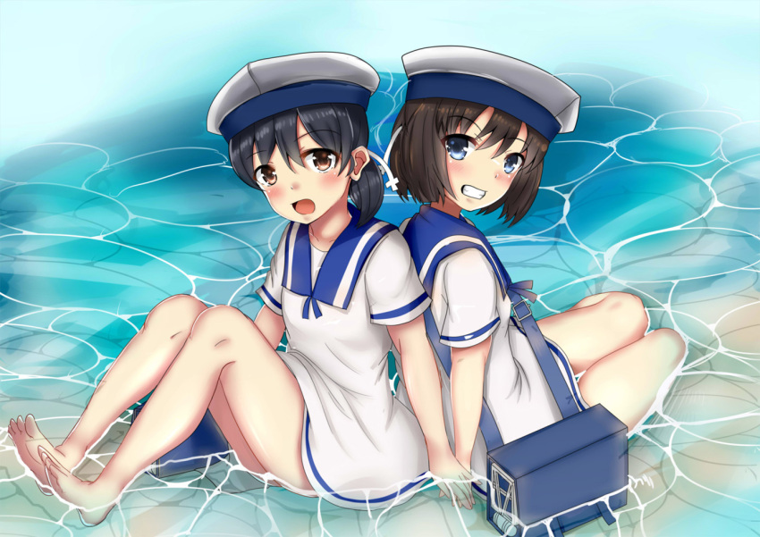 2girls back-to-back bag barefoot black_hair blue_eyes brown_eyes brown_hair commentary_request daitou_(kantai_collection) dress fire_maxs full_body grin hat hiburi_(kantai_collection) kantai_collection looking_at_viewer multiple_girls open_mouth partially_submerged sailor_collar sailor_dress sailor_hat short_hair sitting smile water white_dress white_hat yokozuwari