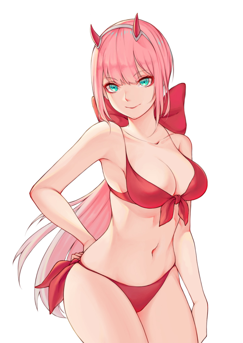 1girl absurdres bikini breasts cleavage closed_mouth darling_in_the_franxx green_eyes hand_on_hip highres horns long_hair medium_breasts navel pink_hair ponytail qaq red_bikini simple_background smile solo swimsuit white_background zero_two_(darling_in_the_franxx)