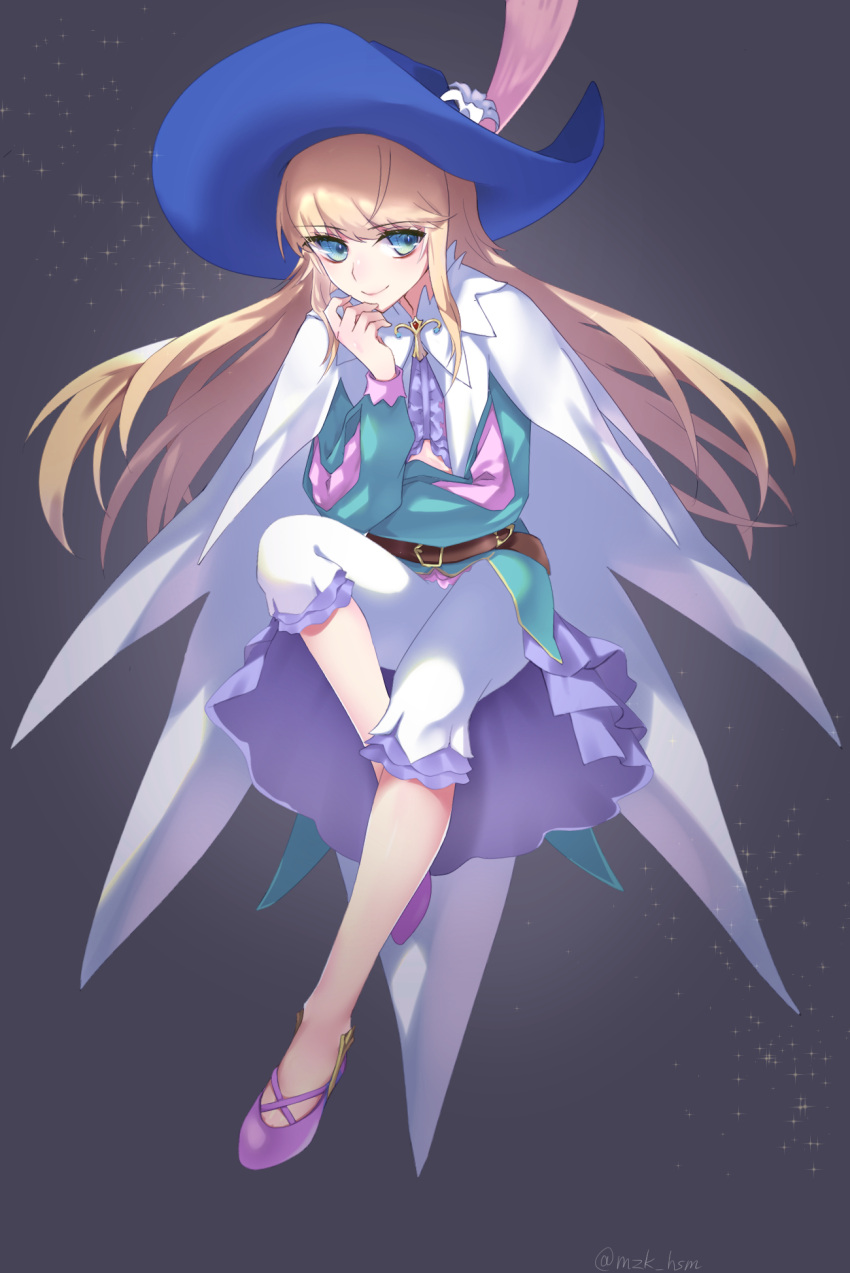 belt blonde_hair blue_eyes cape chevalier_d'eon_(fate/grand_order) commentary_request fate/grand_order fate_(series) hat highres hisame-mao-kzok long_hair long_sleeves looking_at_viewer no_gloves smile solo white_cape