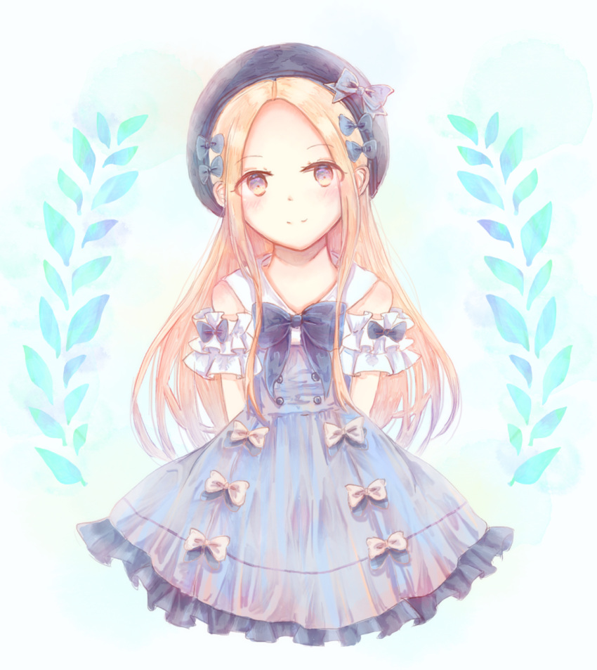 1girl abigail_williams_(fate/grand_order) alternate_costume arms_behind_back bangs black_hat blonde_hair blue_bow blue_dress blush bow brown_eyes closed_mouth commentary_request dress eyebrows_visible_through_hair fate/grand_order fate_(series) forehead hair_bow hat head_tilt highres long_hair looking_at_viewer parted_bangs short_sleeves smile solo tsukima_chiko very_long_hair white_background white_bow