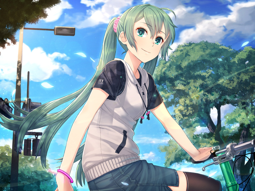 1girl ahoge aqua_eyes aqua_hair bangs bicycle black_legwear blue_sky bracelet clothes_writing clouds commentary_request copyright_name day eyebrows_visible_through_hair ground_vehicle hair_ornament hair_scrunchie hatsune_miku itou_(onsoku_tassha) jewelry lamppost long_hair looking_at_viewer outdoors pink_scrunchie riding scrunchie shirt short_sleeves shorts sky smile solo sparkle thigh-highs tree twintails vest vocaloid zipper