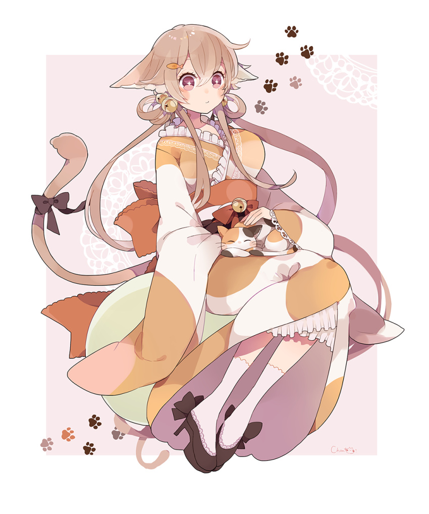 +_+ 1girl animal animal_ears animal_on_lap artist_name bangs bell black_bow black_footwear blush_stickers bow calico cat cat_ears cat_tail chon_(chon33v) commentary_request fish_hair_ornament frilled_kimono frills hair_bell hair_between_eyes hair_flaps hair_ornament hair_rings high_heels highres invisible_chair japanese_clothes jingle_bell kimono long_hair long_sleeves obi original paw_print petting sash sitting smile socks solo tail tail_bow twintails white_legwear wide_sleeves