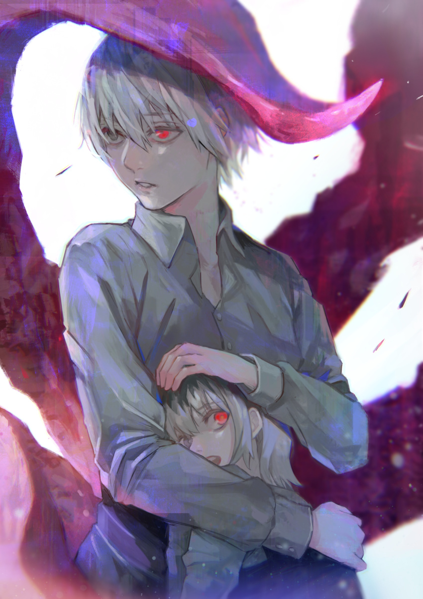 1boy 1girl :d bangs child collared_shirt commentary_request dress_shirt father_and_daughter grey_background hair_between_eyes hand_on_another's_head highres kagune_(tokyo_ghoul) kaneki_ichika kaneki_ken kyuuba_melo long_sleeves looking_at_viewer looking_back parted_lips red_eyes shirt short_hair simple_background smile teeth tokyo_ghoul tokyo_ghoul:re upper_teeth