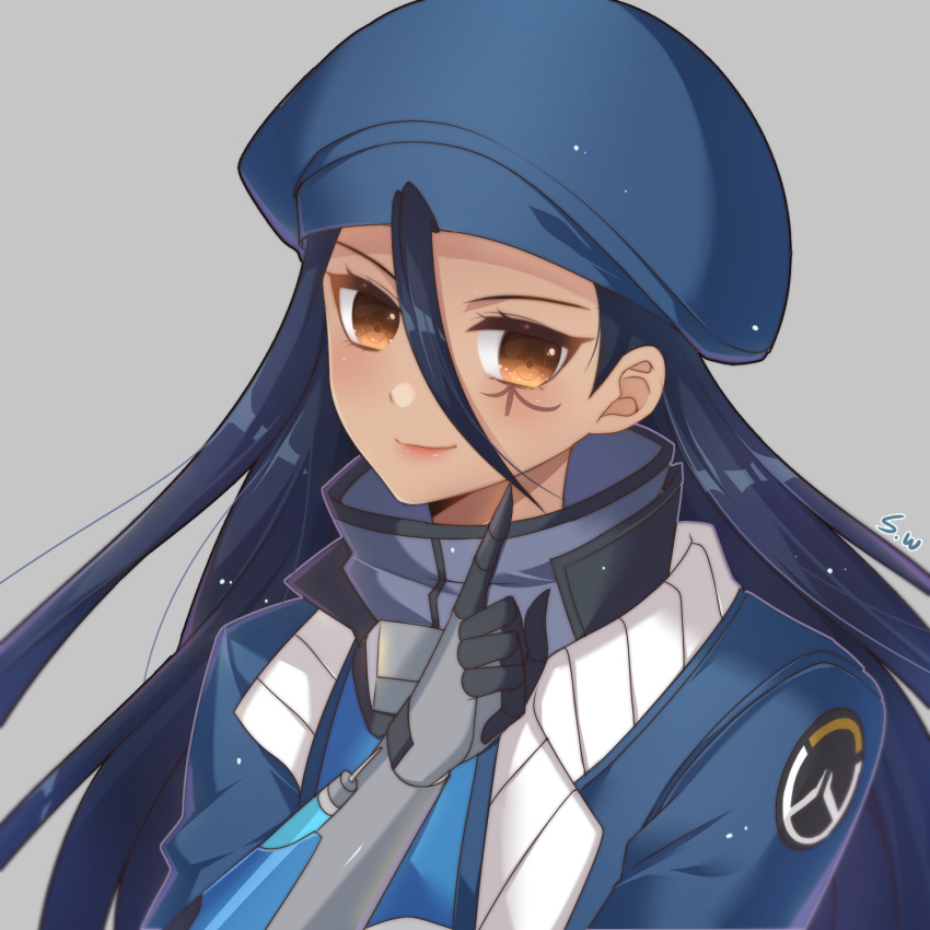 1girl ana atobesakunolove blue_hair blue_jacket brown_eyes chinese_commentary closed_mouth commentary_request facial_mark fingerless_gloves gauntlets gloves grey_background hair_between_eyes hand_up highres jacket light_particles long_hair looking_at_viewer overwatch overwatch_(logo) signature simple_background smile solo syringe upper_body younger