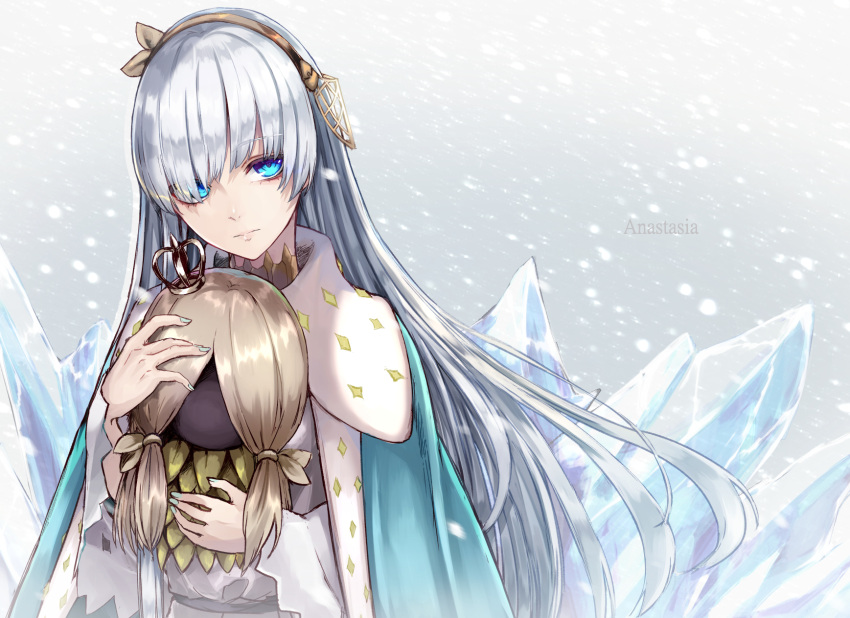 1girl anastasia_(fate/grand_order) bangs blue_cloak blue_eyes brown_hair character_name cloak closed_mouth commentary_request crown eyebrows_visible_through_hair fate/grand_order fate_(series) fingernails green_nails grey_background hair_over_one_eye head_tilt highres ice long_hair looking_at_viewer mini_crown nail_polish royal_robe snowing solo very_long_hair yukihama