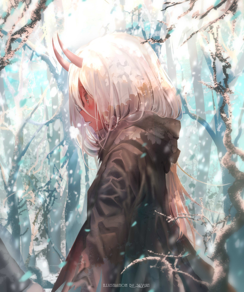 1girl artist_name black_robe blue_eyes blush breath darling_in_the_franxx day forest highres hood hood_down hooded_robe horns long_hair long_sleeves nature outdoors parted_lips pink_hair profile red_skin robe sa'yuki sharp_teeth snow snowing spoilers teeth tree upper_body very_long_hair winter younger zero_two_(darling_in_the_franxx)