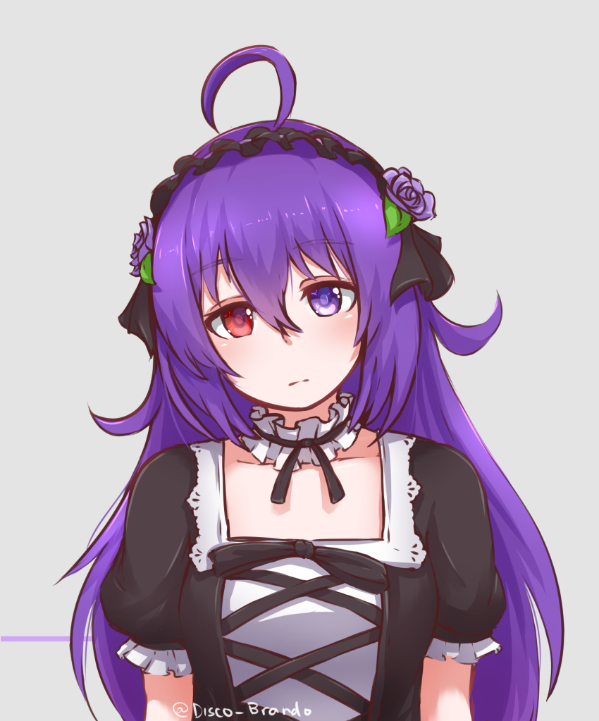 1girl ahoge black_dress black_neckwear black_ribbon blush closed_mouth copyright_request detached_collar disco_brando dress flower grey_background hair_between_eyes hair_flower hair_ornament hairband head_tilt heterochromia highres long_hair neck_ribbon puffy_short_sleeves puffy_sleeves purple_flower purple_hair purple_rose red_eyes ribbon rose short_sleeves solo twitter_username violet_eyes