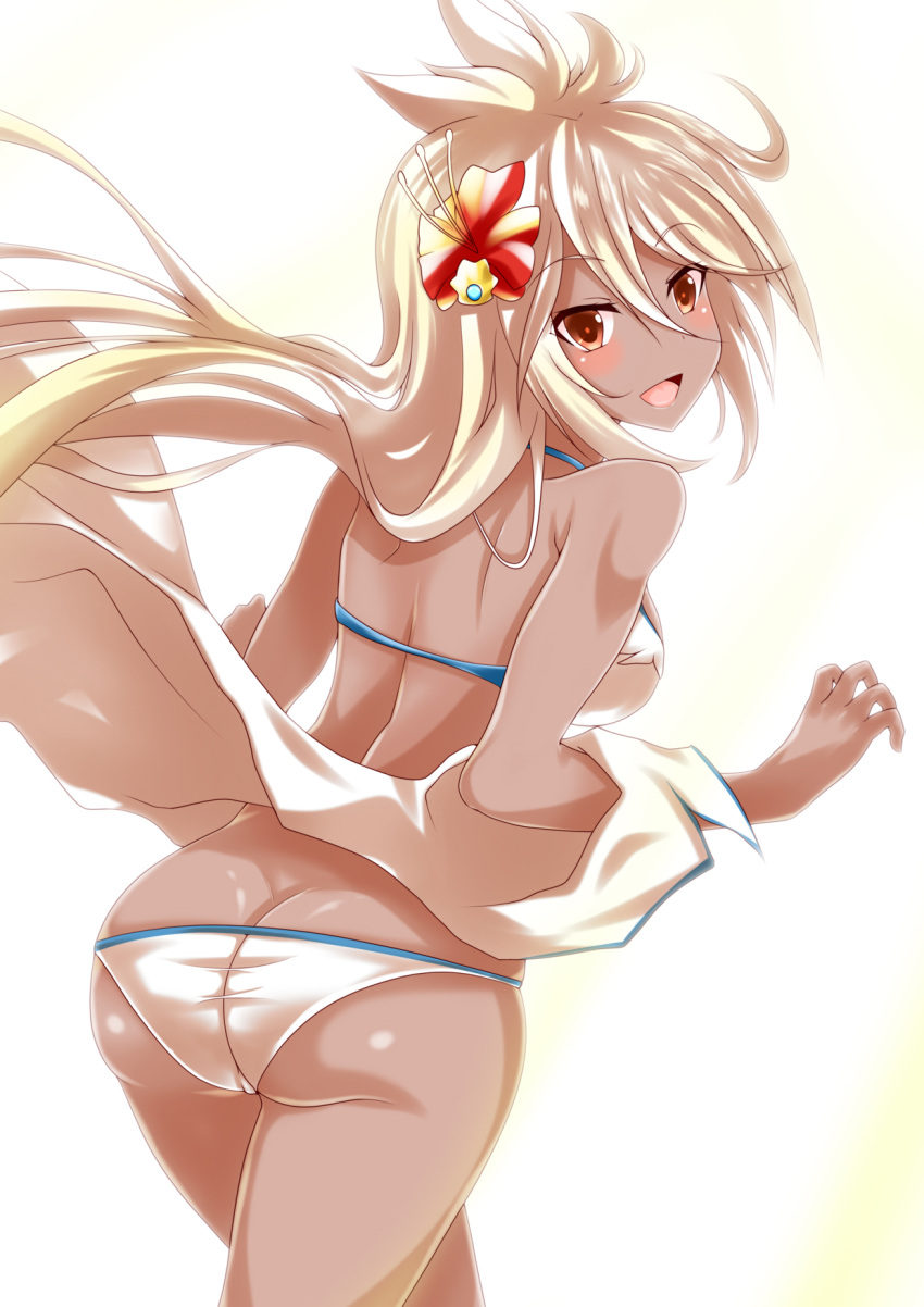 1girl :d ass ayasato_karen bare_arms bare_shoulders bikini blonde_hair blush breasts brown_eyes butt_crack cwind dark_skin eyebrows_visible_through_hair flower gradient_hair granblue_fantasy hair_between_eyes hands_up hibiscus highres leaning_forward long_hair looking_at_viewer medium_breasts multicolored_hair off_shoulder open_mouth red_flower shiny shiny_skin shoulder_blades silver_hair smile solo standing swimsuit the_order_grande two-tone_background very_long_hair white_bikini