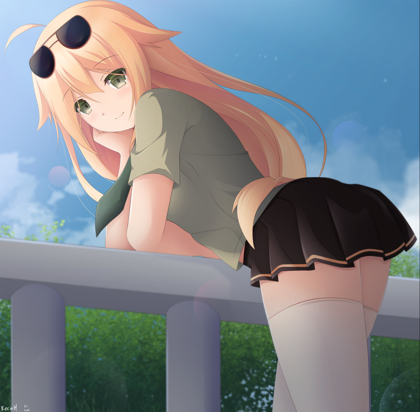 1girl ahoge aviator_sunglasses black_skirt blonde_hair blue_sky blush breasts eyewear_on_head girls_frontline green_eyes green_neckwear green_shirt head_in_hand highres keenh large_breasts leaning_on_rail long_hair looking_at_viewer low-tied_long_hair m1918_bar_(girls_frontline) necktie outdoors shirt skirt sky solo sunglasses thigh-highs thighs very_long_hair white_legwear