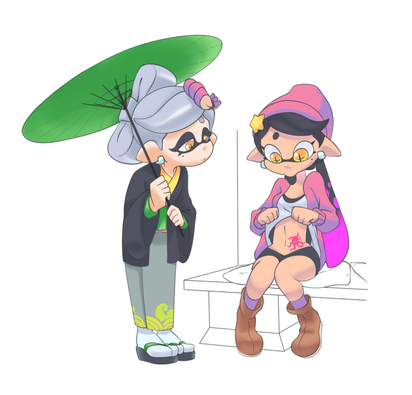 2girls 3d_rod! aori_(splatoon) beanie bike_shorts hat highres hotaru_(splatoon) japanese_clothes kimono mole mole_under_eye multiple_girls navel oriental_umbrella pointy_ears purple_hair shirt_lift simple_background sitting splatoon splatoon_2 stomach stomach_tattoo symbol-shaped_pupils tattoo umbrella