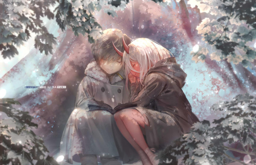 1boy 1girl absurdres artist_name bandaged_feet book brown_hair cloak closed_eyes closed_mouth coat dappled_sunlight darling_in_the_franxx day fur_collar grey_coat hair_between_eyes head_tilt highres hood hood_down hooded_cloak horns leaf long_hair long_sleeves oni open_book outdoors parted_lips red_skin sa'yuki silver_hair sitting sleeping smile spoilers sunlight tree trench_coat under_tree winter_clothes winter_coat zero_two_(darling_in_the_franxx)