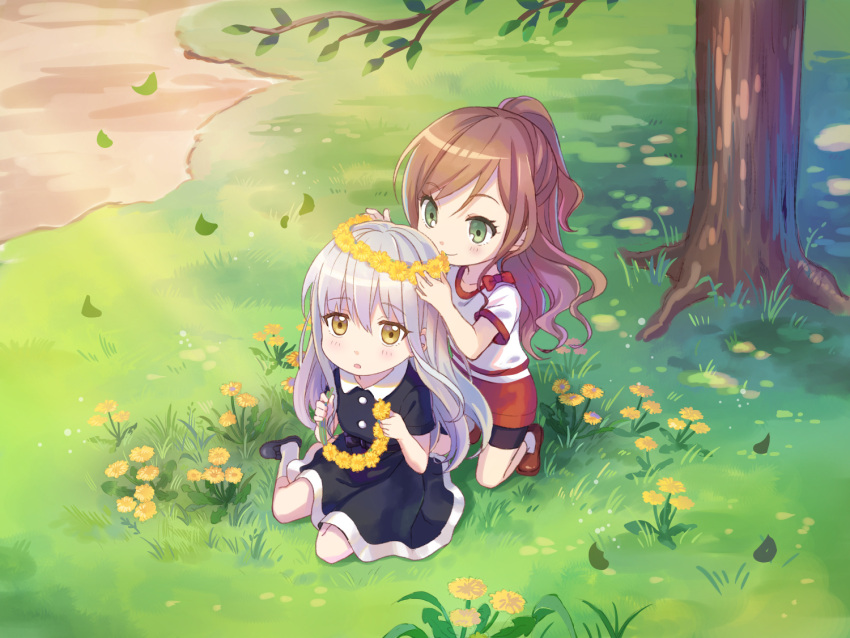 2girls bang_dream! bangs blush brown_hair commentary_request flower green_eyes grey_hair hair_ornament holding imai_lisa long_hair looking_at_viewer looking_up minato_yukina multiple_girls outdoors shati short_sleeves yellow_eyes younger