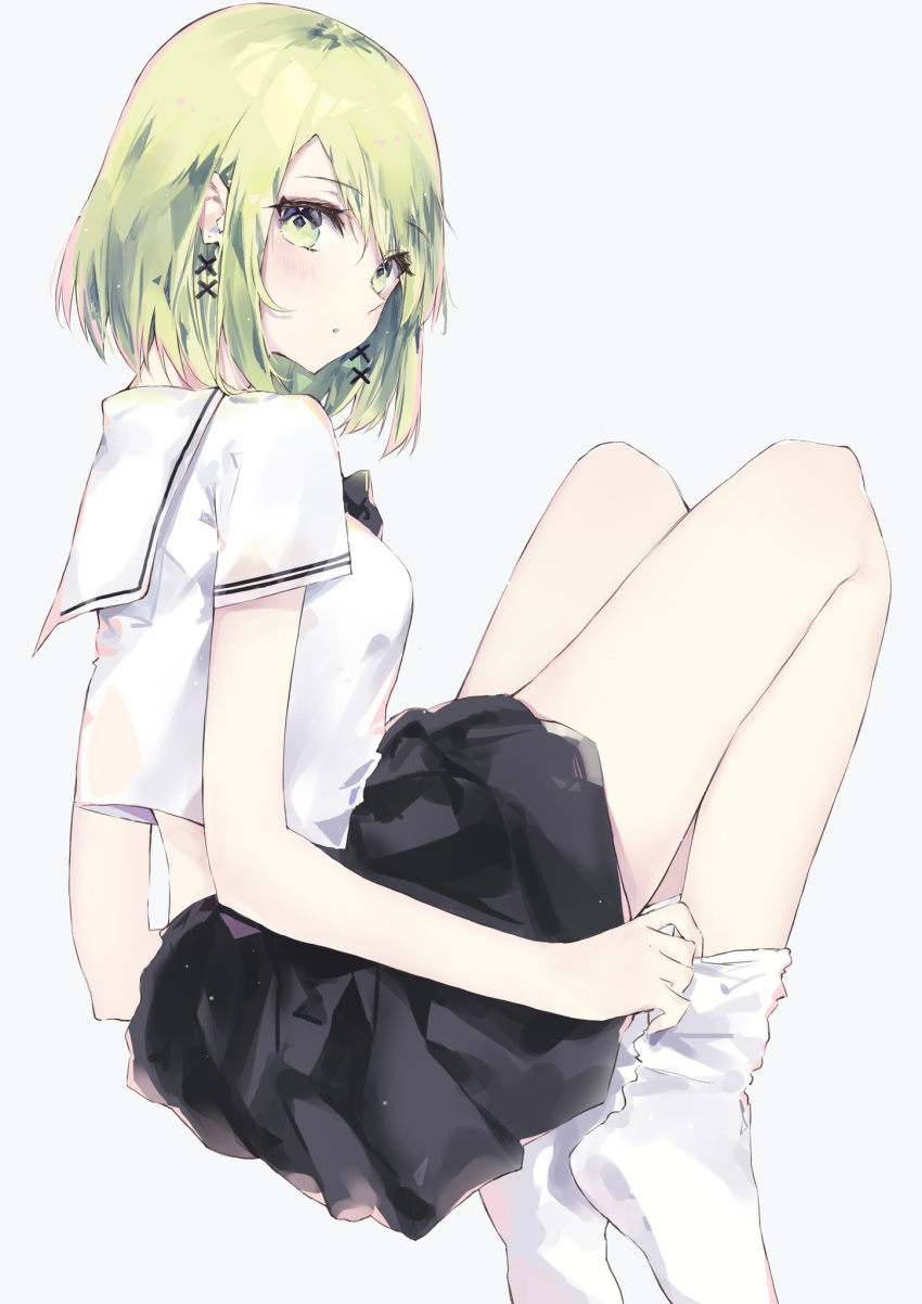 1girl black_neckwear black_skirt blush bob_cut bow bowtie closed_mouth commentary_request from_side green_eyes green_hair grey_background hair_ornament highres looking_at_viewer looking_back no_shoes original sailor_collar school_uniform serafuku shirt short_sleeves simple_background skirt socks solo tr_(hareru) white_legwear white_sailor_collar white_shirt x_hair_ornament