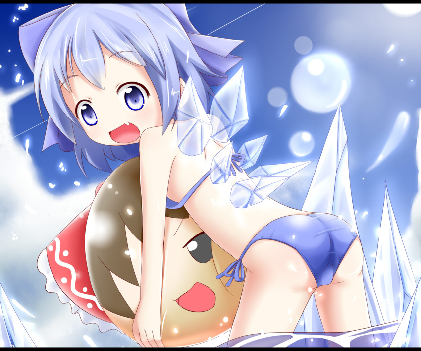 1girl :d ass bangs bare_arms bare_shoulders bikini blue_bikini blue_bow blue_eyes blue_hair blue_sky blush bow cirno commentary_request day eyebrows_visible_through_hair fang hair_bow hakurei_reimu highres holding ice ice_wings leaning_forward looking_at_viewer looking_back makuran open_mouth outdoors shoulder_blades side-tie_bikini sky smile solo sunlight swimsuit touhou wading water wings yukkuri_shiteitte_ne