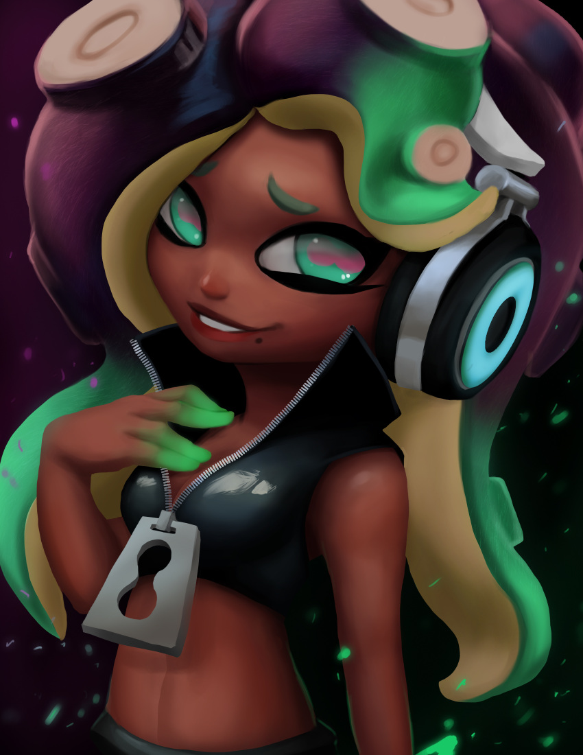 1girl absurdres arm_at_side bare_arms bare_shoulders bioluminescence breasts cephalopod_eyes cleavage collared_vest crop_top cropped_vest dark_skin glowing_skin green_eyes green_hair green_skin hand_on_own_chest hand_up headphones high_collar highres iida_(splatoon) lips long_hair looking_at_viewer midriff mole mole_under_mouth multicolored multicolored_hair multicolored_skin no_gloves octarian parted_lips pink_pupils purple_hair reagan_long smile solo splatoon splatoon_2 stomach suction_cups tentacle_hair two-tone_skin unzipped upper_body zipper zipper_pull_tab