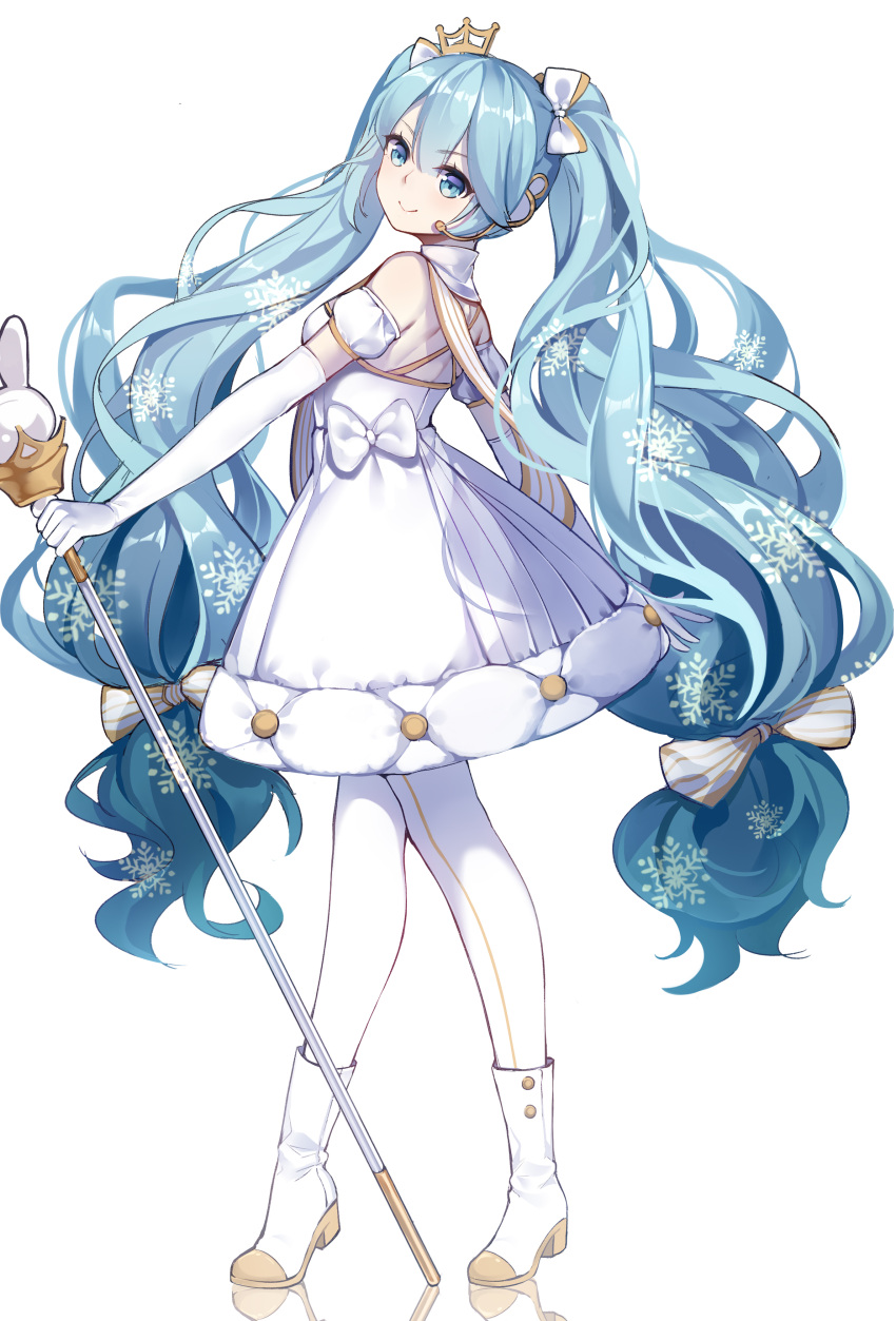 &gt;:) 1girl absurdres bangs bare_shoulders blue_eyes blue_hair boots bow chuor_(chuochuoi) closed_mouth crown detached_sleeves dress elbow_gloves eyebrows_visible_through_hair from_side full_body gloves hair_between_eyes hair_bow hatsune_miku head_tilt headset high_heel_boots high_heels highres holding holding_staff long_hair looking_at_viewer looking_to_the_side mini_crown pantyhose puffy_short_sleeves puffy_sleeves reflection scepter short_sleeves simple_background sleeveless sleeveless_dress smile snowflakes solo staff standing striped striped_bow twintails v-shaped_eyebrows very_long_hair vocaloid white_background white_bow white_dress white_footwear white_gloves white_legwear