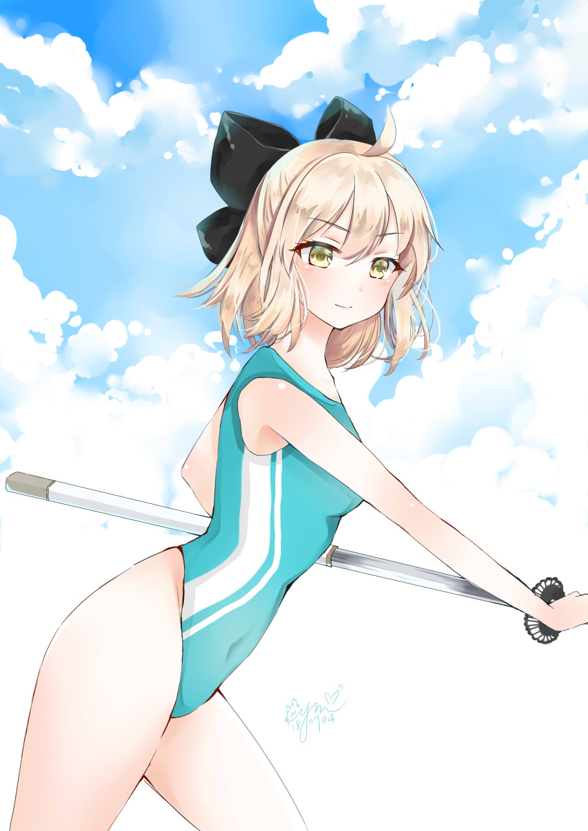 absurdres ahoge alternate_costume blonde_hair blue_sky blue_swimsuit bow breasts clouds competition_swimsuit cowboy_shot day eyebrows_visible_through_hair fate/grand_order fate_(series) hair_between_eyes hair_bow hand_on_hilt highres looking_to_the_side medium_breasts okita_souji_(fate) okita_souji_(fate)_(all) one-piece_swimsuit outdoors sheath short_hair sky smile striped striped_swimsuit swimsuit sword unsheathing weapon yellow_background yukineko1018