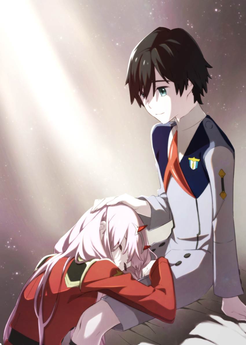 1boy 1girl bangs black_hair blue_eyes closed_eyes commentary_request couple darling_in_the_franxx hair_ornament hairband hand_on_another's_head hand_on_another's_leg hetero highres hiro_(darling_in_the_franxx) horns leje39 long_hair long_sleeves looking_at_another military military_uniform necktie oni_horns pink_hair red_horns red_neckwear short_hair sitting sleeping sleeping_on_person uniform white_hairband zero_two_(darling_in_the_franxx)