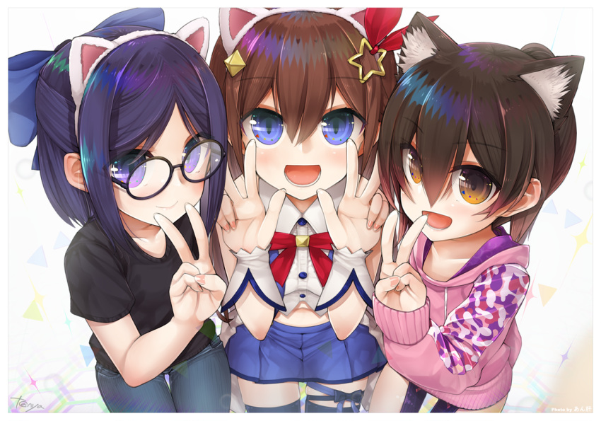 3girls animal_ears black_legwear black_shirt blue_bow blue_eyes blue_skirt bow brown_eyes buttons cat_ears closed_mouth collarbone denim from_above glasses hair_bow hair_ornament jeans looking_at_viewer miniskirt multiple_girls navel open_mouth pants pink_hoodie ponytail red_bow red_neckwear roboco-san roboco_ch. shirt skirt sleeveless smile star star_hair_ornament t-shirt tanyatonya thigh-highs tokino_sora tokino_sora_channel v v_v violet_eyes virtual_youtuber yuujin_a_(tokino_sora_channel) zettai_ryouiki