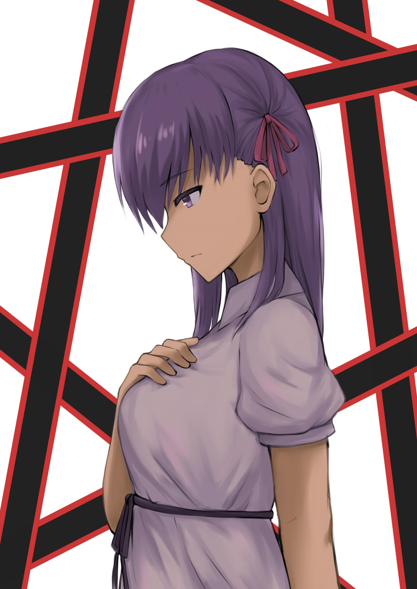 1girl arm_behind_back bangs black_ribbon dress eyebrows_visible_through_hair fate/stay_night fate_(series) from_side hair_between_eyes hair_ribbon highres long_hair maki_(pixiv9288678) matou_sakura pink_ribbon purple_hair ribbon short_sleeves solo upper_body violet_eyes white_dress