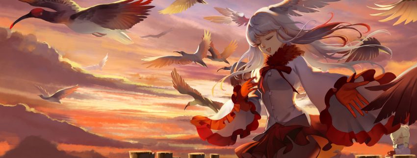 2girls alpaca_suri_(kemono_friends) bird chinese_commentary closed_eyes clouds floating_hair frilled_sleeves frills fur_collar gloves head_wings highres japanese_crested_ibis long_hair long_sleeves multicolored_hair multiple_girls music open_mouth outdoors outstretched_arm pantyhose red_gloves red_legwear red_skirt redhead shirt singing skirt smile solo_focus sunset white_hair white_shirt wide_sleeves