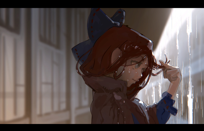 1girl backlighting blue_bow blurry blurry_background bow cape depth_of_field hair_bow letterboxed looking_away niy_(nenenoa) rain redhead sekibanki short_hair solo touhou upper_body wet wet_hair
