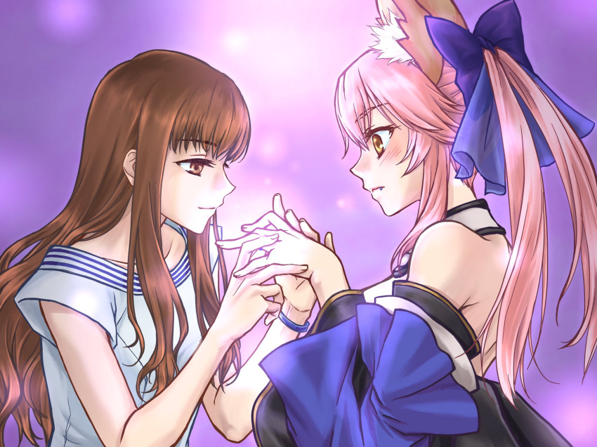 2girls animal_ears bangs bare_shoulders blue_bow blush bow brown_eyes brown_hair collarbone commentary_request detached_sleeves fang fate/extella fate/extra fate_(series) fox_ears from_side hair_bow hand_holding highres jewelry kishinami_hakuno_(female) long_hair motonaka_kei multiple_girls pink_hair profile ring smile tamamo_(fate)_(all) tamamo_no_mae_(fate) upper_body yellow_eyes yuri