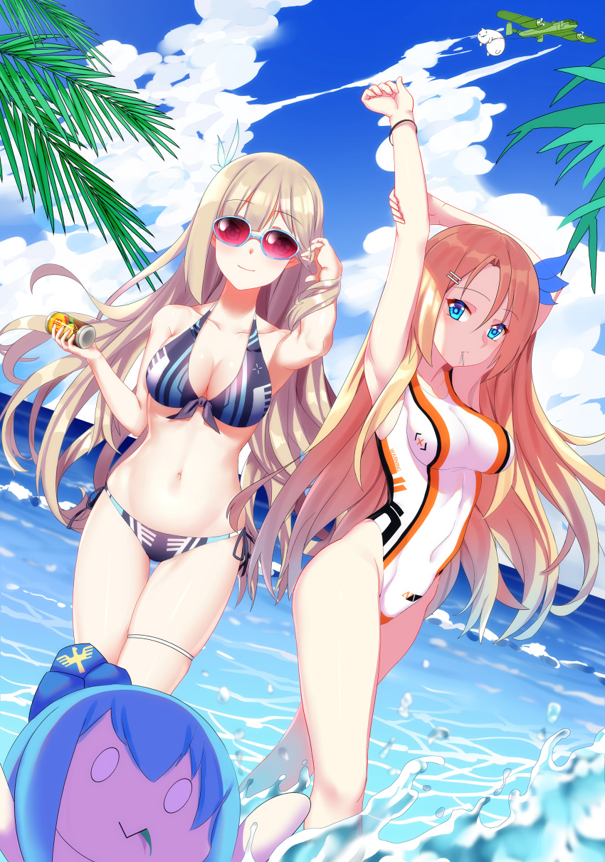 3girls absurdres bikini blonde_hair blue_eyes breasts cang_se_ye_hua cleavage clouds competition_swimsuit highres lexington_(zhan_jian_shao_nyu) long_hair looking_at_viewer medium_breasts multiple_girls navel one-piece_swimsuit palm_tree quincy_(zhan_jian_shao_nyu) saratoga_(zhan_jian_shao_nyu) sunglasses swimsuit tree water zhan_jian_shao_nyu