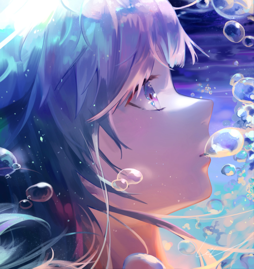 1girl absurdres blue_eyes blue_hair bubble floating_hair from_side haiyi highres leiq looking_up parted_lips solo underwater vocaloid vocanese