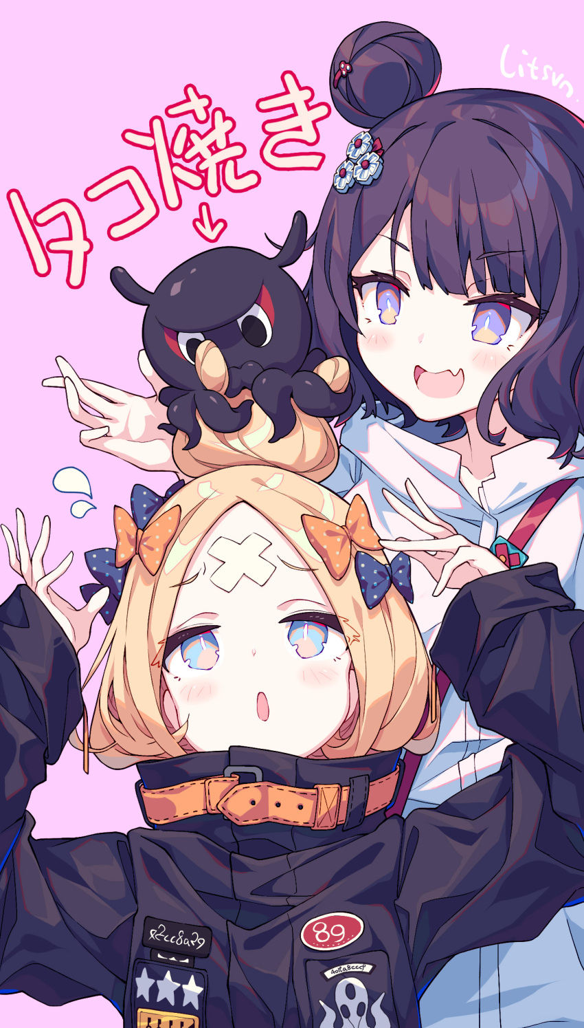 2girls :d abigail_williams_(fate/grand_order) absurdres animal arms_up artist_name bangs black_bow black_jacket blue_eyes blush bow commentary_request eyebrows_visible_through_hair fang fate/grand_order fate_(series) hair_bow hair_bun highres hood hood_down hoodie jacket katsushika_hokusai_(fate/grand_order) light_brown_hair litsvn long_sleeves multiple_girls octopus open_mouth orange_bow parted_bangs parted_lips pink_background polka_dot polka_dot_bow purple_hair signature simple_background sleeves_past_wrists smile translated violet_eyes white_hoodie
