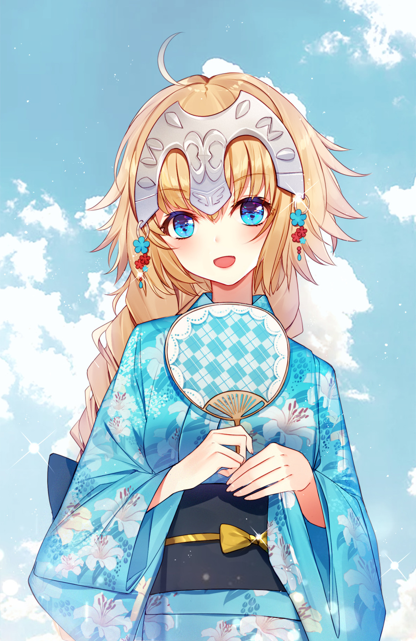 1girl :d bangs baocaizi blonde_hair blue_eyes blue_kimono blue_sky blush braid clouds cloudy_sky day eyebrows_visible_through_hair fan fate/apocrypha fate/grand_order fate_(series) fingernails floral_print glint hair_between_eyes head_tilt headpiece highres holding holding_fan japanese_clothes jeanne_d'arc_(fate) jeanne_d'arc_(fate)_(all) kimono long_hair long_sleeves looking_at_viewer obi open_mouth outdoors paper_fan plaid print_kimono sash single_braid sky smile solo very_long_hair wide_sleeves