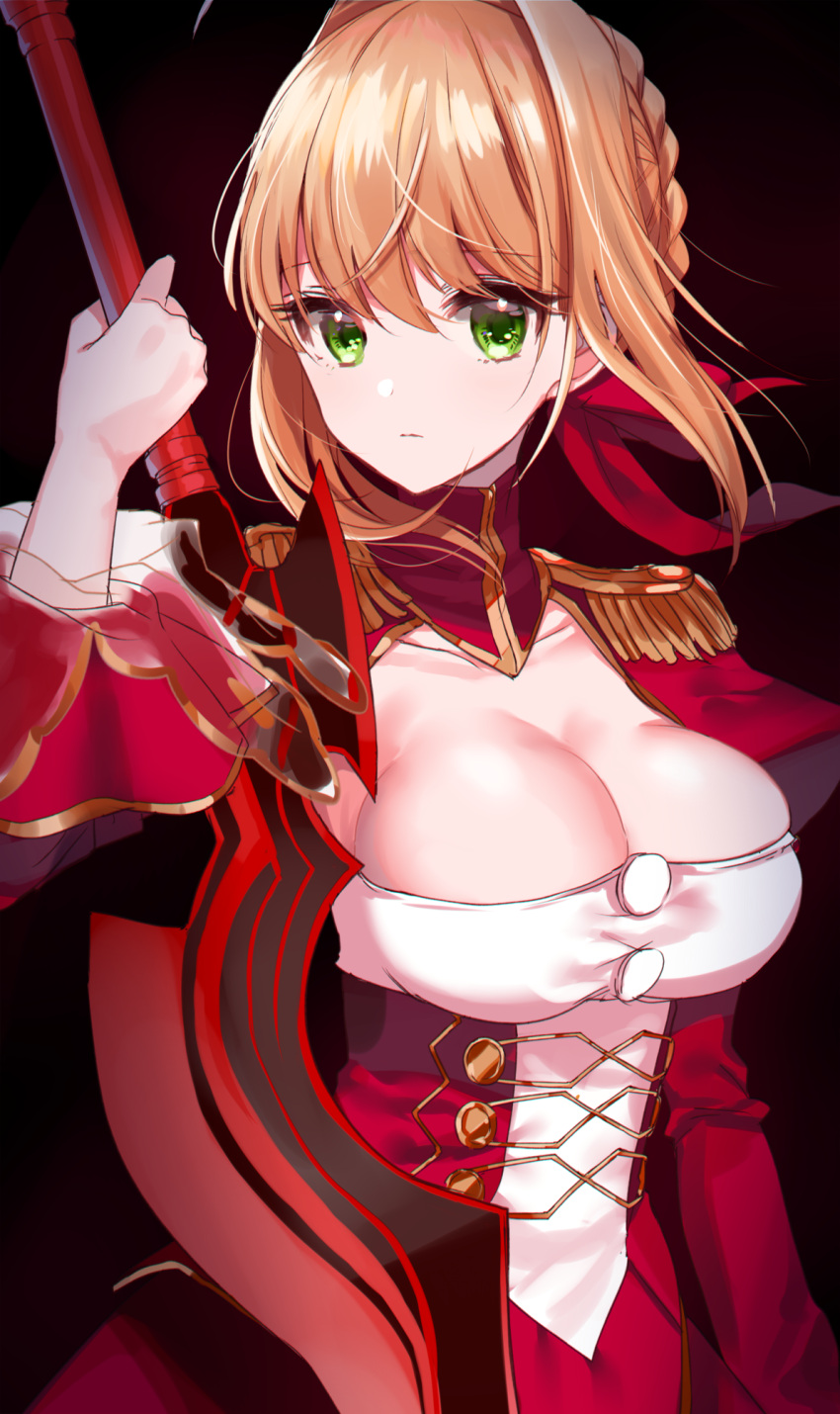 1girl aestus_estus ahoge blonde_hair blush braid breasts closed_mouth collarbone dress epaulettes eyebrows_visible_through_hair fate/extra fate_(series) french_braid green_eyes hair_intakes highres holding holding_sword holding_weapon misumi_(macaroni) nero_claudius_(fate)_(all) red_dress simple_background solo sword weapon