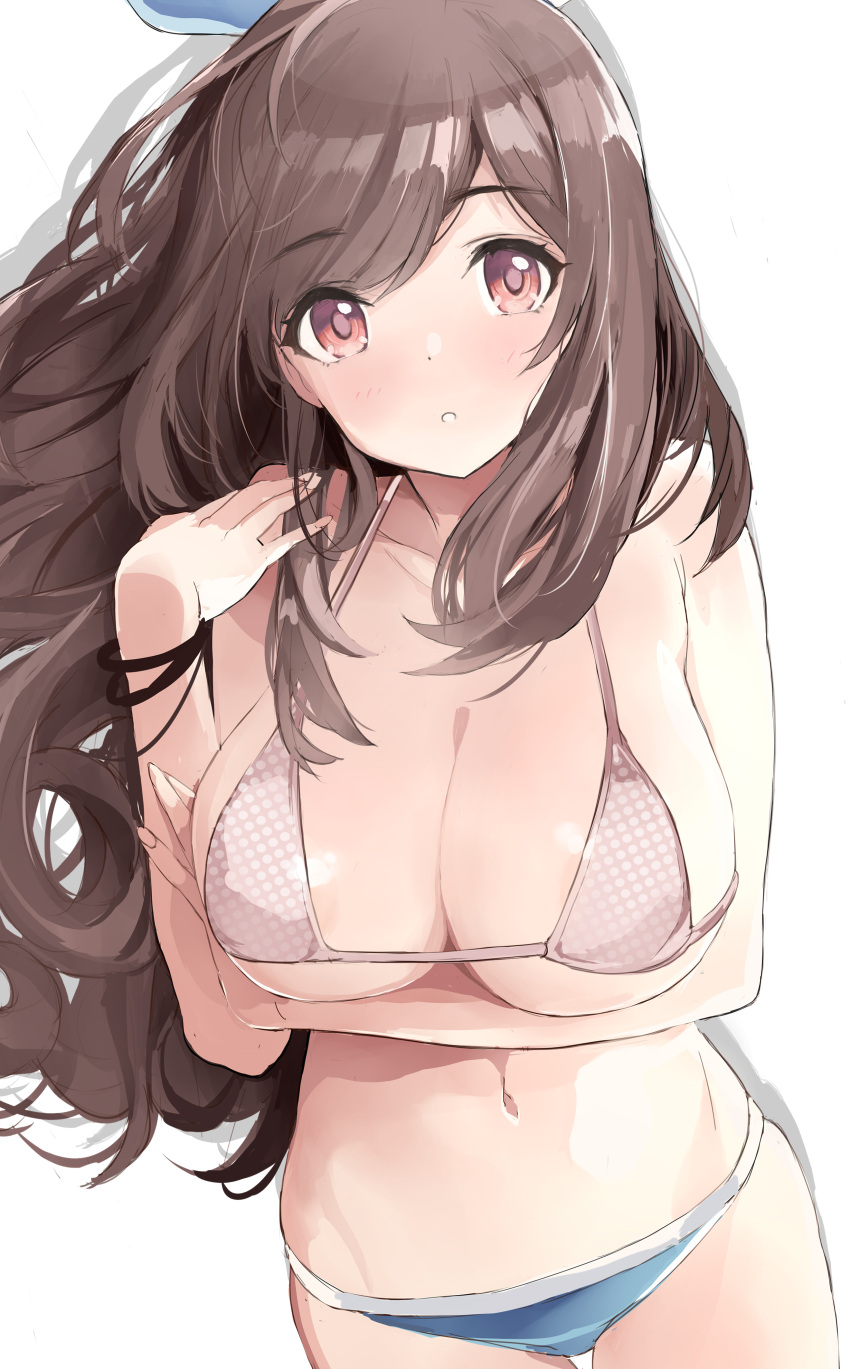 1girl absurdres arm_under_breasts bangs bare_shoulders blue_bikini_bottom blue_bow bow breast_hold breasts brown_bikini_top brown_hair cleavage commentary_request cowboy_shot eyebrows_visible_through_hair hair_bow hand_up highres hips idolmaster idolmaster_shiny_colors large_breasts long_hair looking_at_viewer navel parted_lips ponytail sidelocks simple_background solo swept_bangs tetsujin_momoko tsukioka_kogane waist white_background white_bikini_top wristband