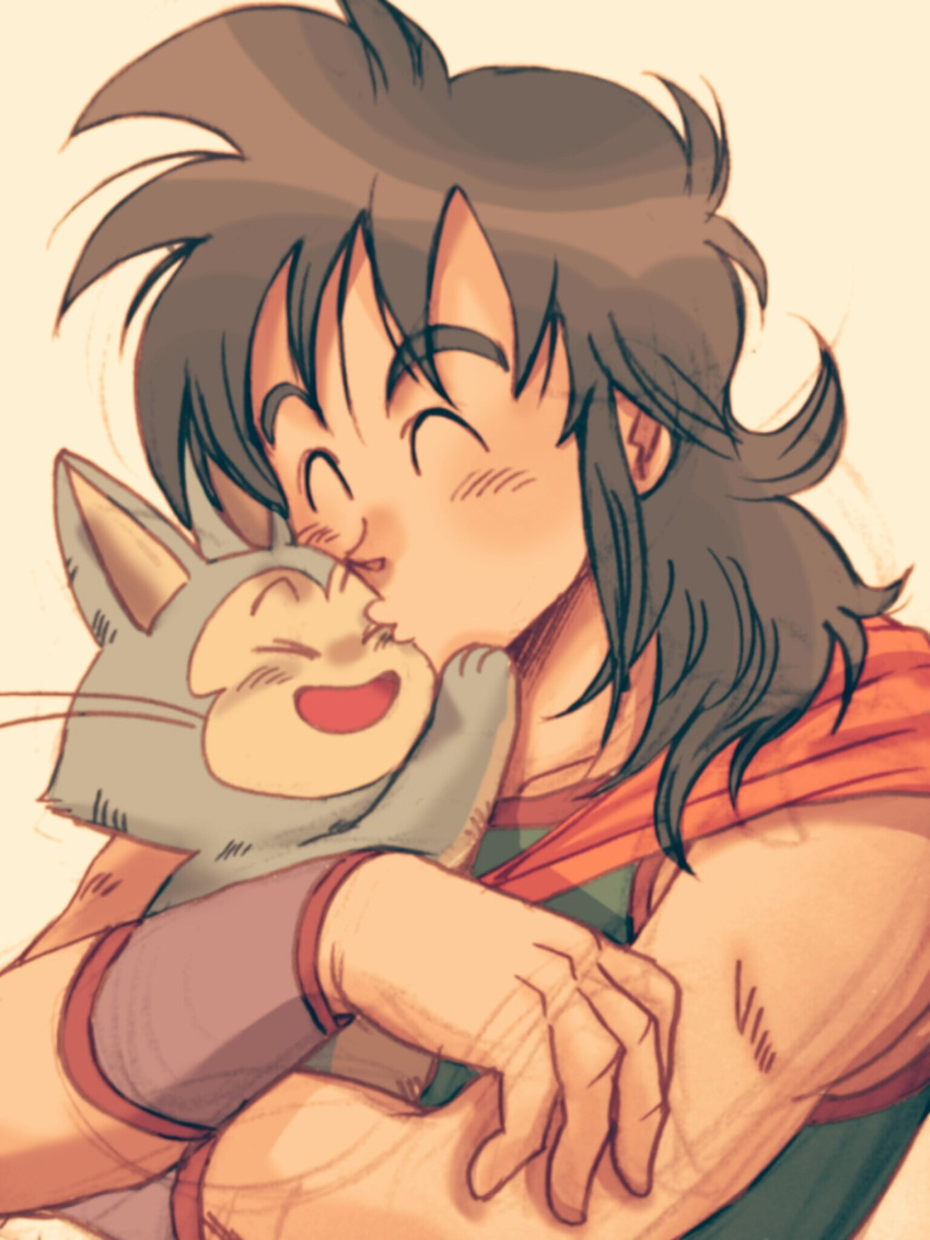 &gt;_&lt; 1boy black_hair close-up closed_eyes dragon_ball dragon_ball_(classic) eyebrows_visible_through_hair forehead_kiss happy highres kiss long_hair male_focus neckerchief open_mouth orange_neckwear pink_background puar simple_background smile upper_body yamcha