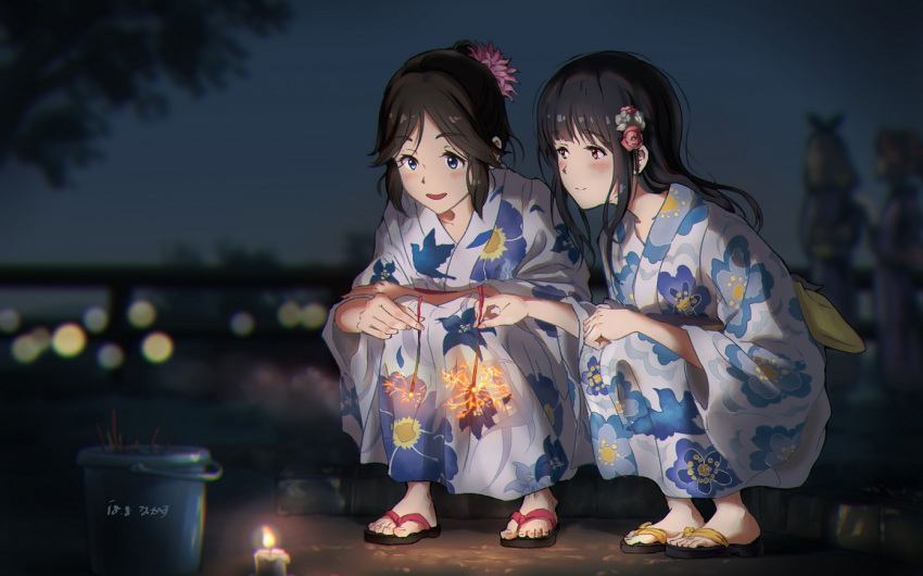 2girls :d bangs black_hair blunt_bangs blurry blurry_background blush brown_eyes brown_hair collarbone eyebrows_visible_through_hair fireworks floral_print flower full_body hair_flower hair_ornament hibike!_euphonium japanese_clothes kasaki_nozomi kimono liz_to_aoi_tori long_hair multiple_girls open_mouth parted_bangs print_kimono senkou_hanabi shiny shiny_hair smile sparkler squatting tree_bowbow yoroizuka_mizore yukata