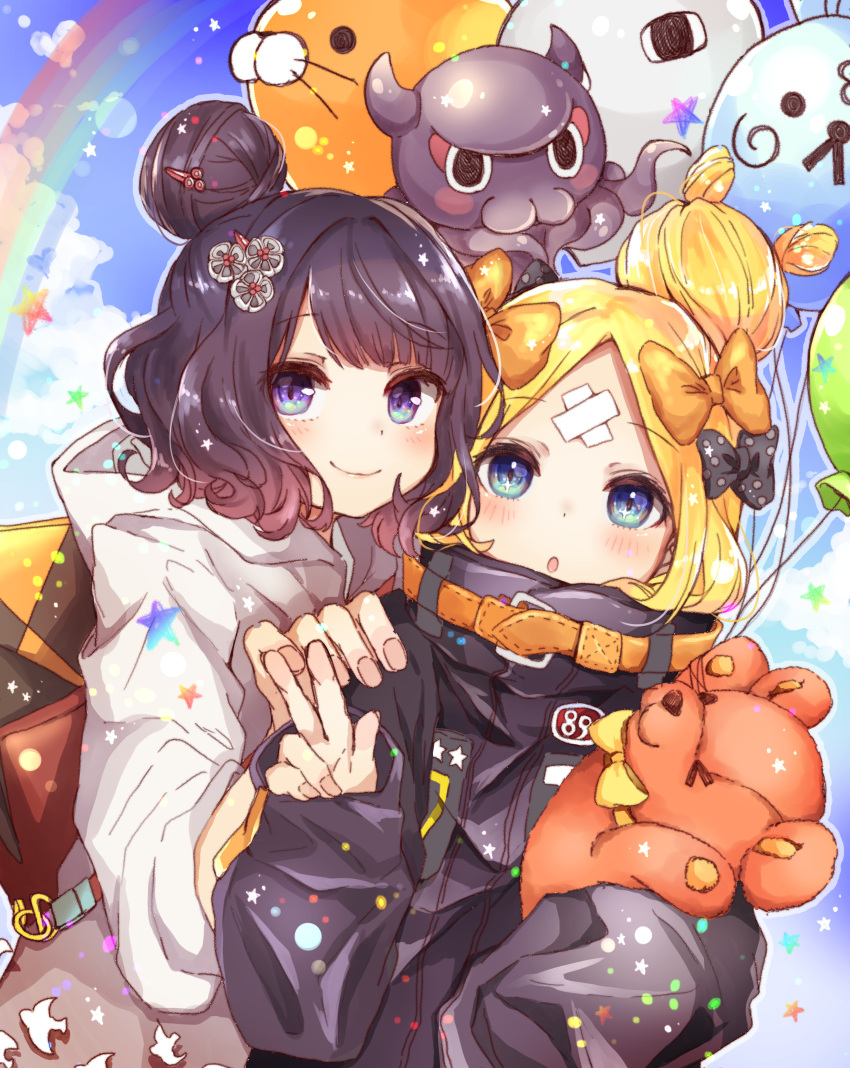 &gt;_o 2girls abigail_williams_(fate/grand_order) absurdres animal anniversary balloon bangs black_bow black_hat black_jacket blonde_hair blue_eyes blue_sky blush bow closed_mouth clouds commentary_request copyright_name day fate/grand_order fate_(series) fingernails fou_(fate/grand_order) grey_hoodie hair_bow hand_on_another's_shoulder hand_up hat heart heroic_spirit_traveling_outfit hi_(wshw5728) highres hood hood_down hoodie jacket katsushika_hokusai_(fate/grand_order) long_hair long_sleeves looking_at_viewer medjed multiple_girls object_hug octopus one_eye_closed orange_bow outdoors parted_bangs parted_lips polka_dot polka_dot_bow purple_hair rainbow sky sleeves_past_fingers sleeves_past_wrists smile stuffed_animal stuffed_toy teddy_bear tokitarou_(fate/grand_order) v