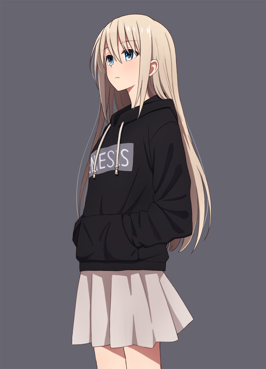 1girl black_hoodie blonde_hair blue_eyes cowboy_shot expressionless grey_background hair_between_eyes hands_in_pockets highres hood hoodie long_hair original pleated_skirt simple_background skirt solo yahiro_(epicopeiidae)