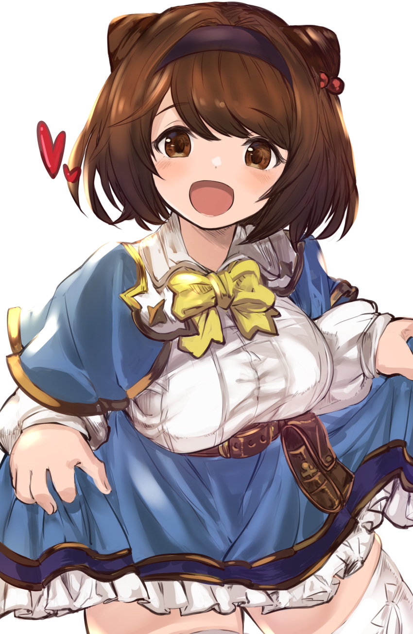 1girl absurdres belt belt_pouch blush bow breasts brown_eyes brown_hair capelet curtsey draph dress granblue_fantasy hair_bobbles hair_ornament hairband heart highres horns large_breasts looking_at_viewer maou_(maoudaisukiya) open_mouth oppai_loli pouch short_hair simple_background skirt_hold smile solo thigh-highs white_background white_legwear yaia_(granblue_fantasy) yellow_bow