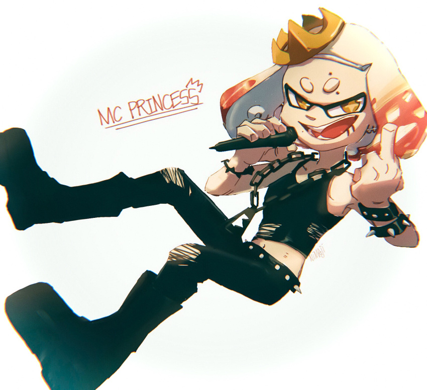 1girl :d black_footwear black_pants black_shirt boots bracelet brown_eyes chains chromatic_aberration crown highres hime_(splatoon) holding holding_microphone jewelry looking_at_viewer microphone middle_finger mole mole_under_mouth navel nimae04 nintendo open_mouth pants piercing pink_hair shirt short_hair smile solo spikes splatoon splatoon_2 tank_top tentacle_hair torn_clothes torn_pants torn_shirt white_hair