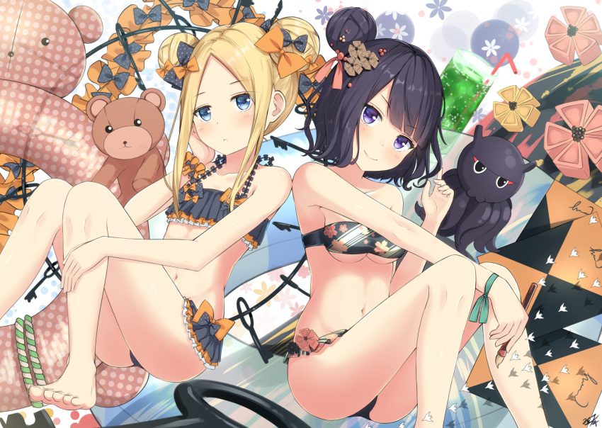 2girls abigail_williams_(fate/grand_order) animal bangs bare_arms bare_legs bare_shoulders barefoot bendy_straw bikini black_bikini black_bow blonde_hair blue_eyes blush bow closed_mouth collarbone commentary_request cup drink drinking_glass drinking_straw emerald_float eyebrows_visible_through_hair fate/grand_order fate_(series) forehead hair_bow hair_ornament hand_up holding holding_paintbrush innertube katsushika_hokusai_(fate/grand_order) key miko_fly multiple_girls octopus orange_bow oversized_object paintbrush painting_summer parted_bangs parted_lips polka_dot polka_dot_bow polka_dot_innertube purple_hair smile stuffed_animal stuffed_toy swimsuit teddy_bear tokitarou_(fate/grand_order) violet_eyes